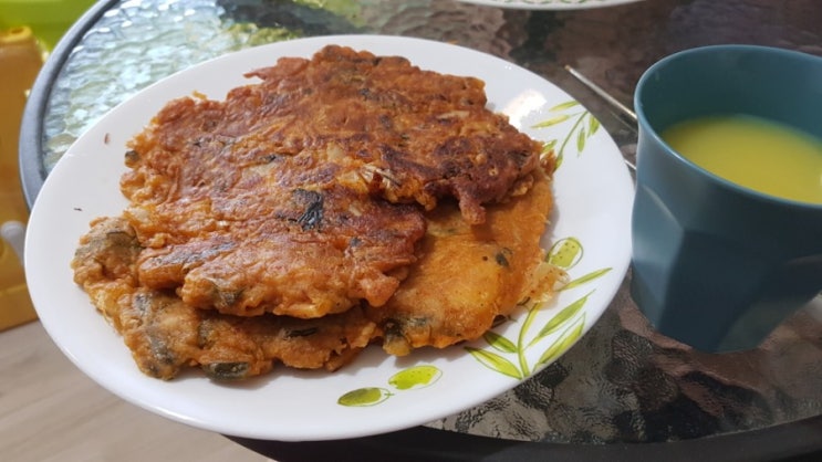  [레시피] 김치 부침개 :  맛있게 만드는 비법!!