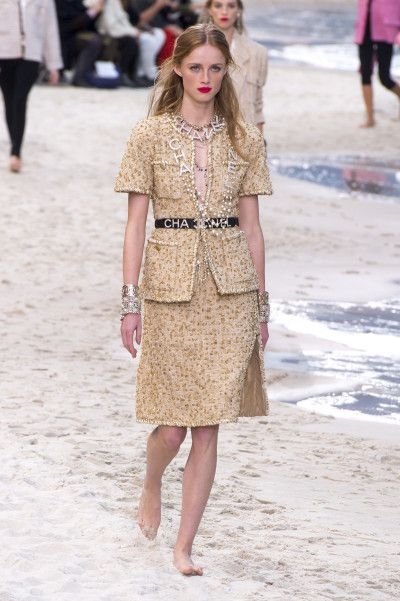 여자들의로망,샤넬트위드 샤넬트위드셋업,클래식한디자인 트위드원피스,사랑스러운봄옷