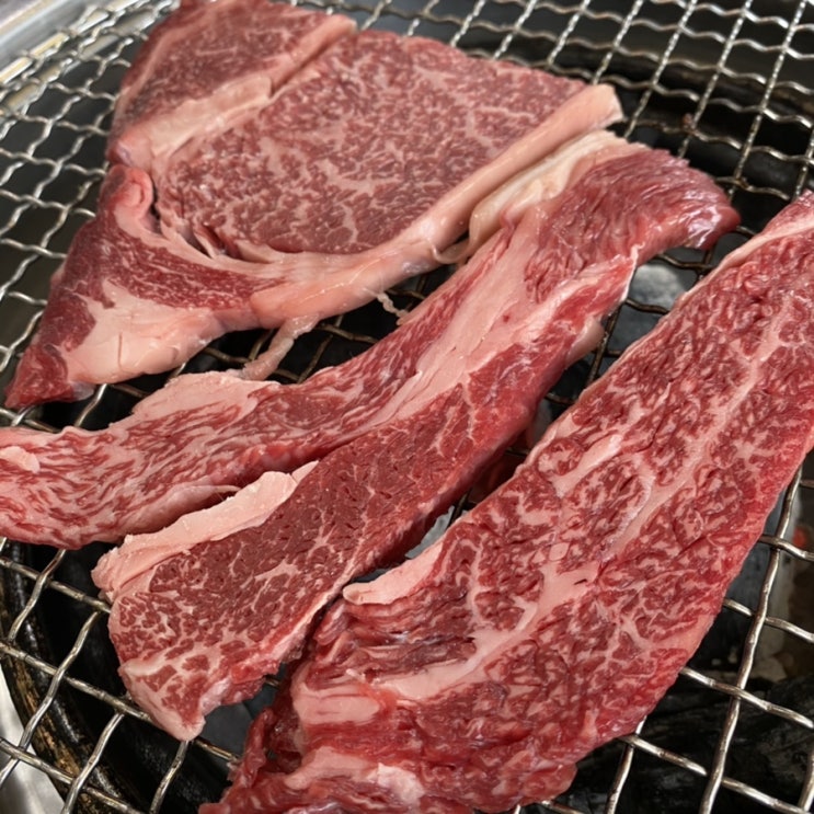 구미 한우 직판장:) 산동 한우 직판장 등심이 끝내줘요 구미 한우 직판장:) 산동 한우 직판장 등심이 끝내줘요