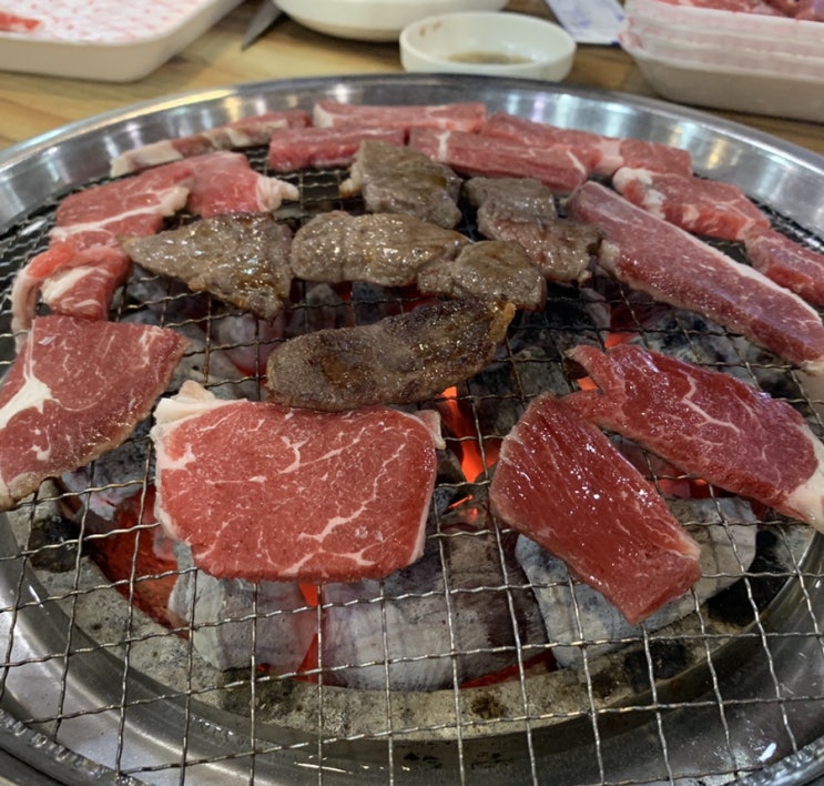 춘천 소고기 무한리필 : 퇴계동 맛집 &lt;통큰꽃등심&gt;