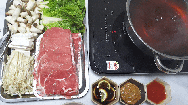  집에서 달달한 봄동 샤브샤브(존맛탱 땅콩소스)