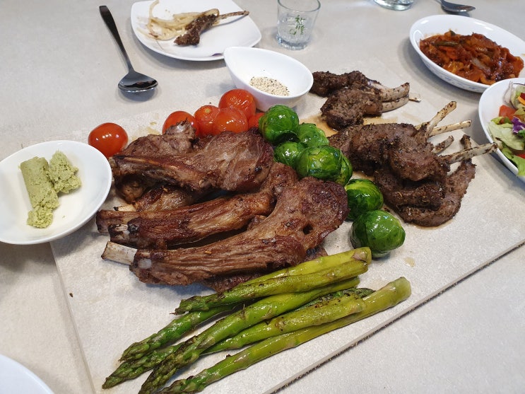 LG오브제 광파오븐 요리 적응 중 오븐은 사랑 제빵도 도전? 삼겹살통구이 양고기 등갈비 LG오브제 광파오븐 요리 적응 중 오븐은 사랑 제빵도 도전? 삼겹살통구이 양고기 등갈비