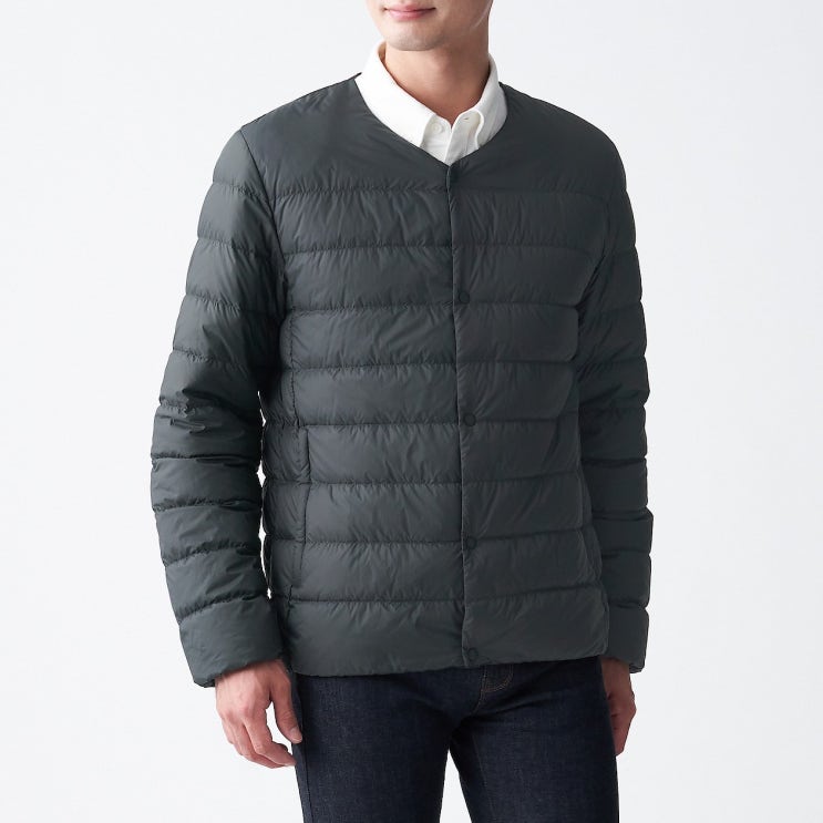 잘나가는 무인양품 MUJI 남성 경량 포케터블 노 칼라 다운 재킷 ADG12A0A 추천합니다 잘나가는 무인양품 MUJI 남성 경량 포케터블 노 칼라 다운 재킷 ADG12A0A 추천합니다