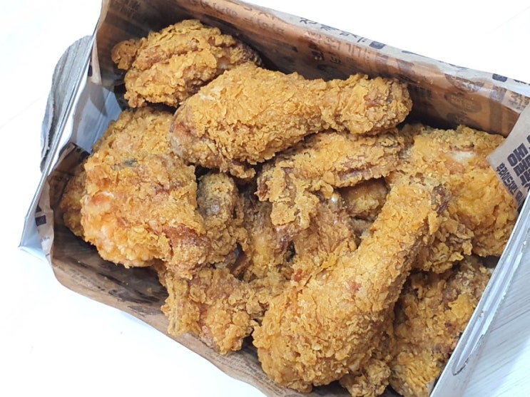  자담치킨 조정석치킨 바삭함이 끝내줘요.
