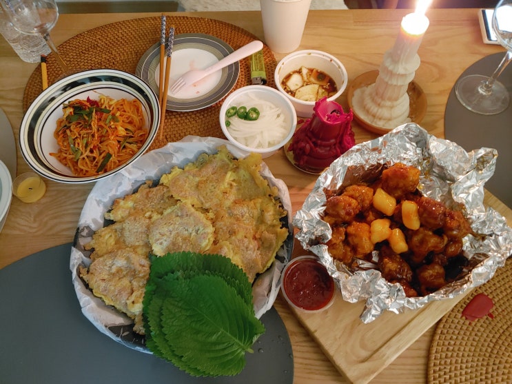  망원시장 전집 우이락과 큐스닭강정 포장해서 홈파티