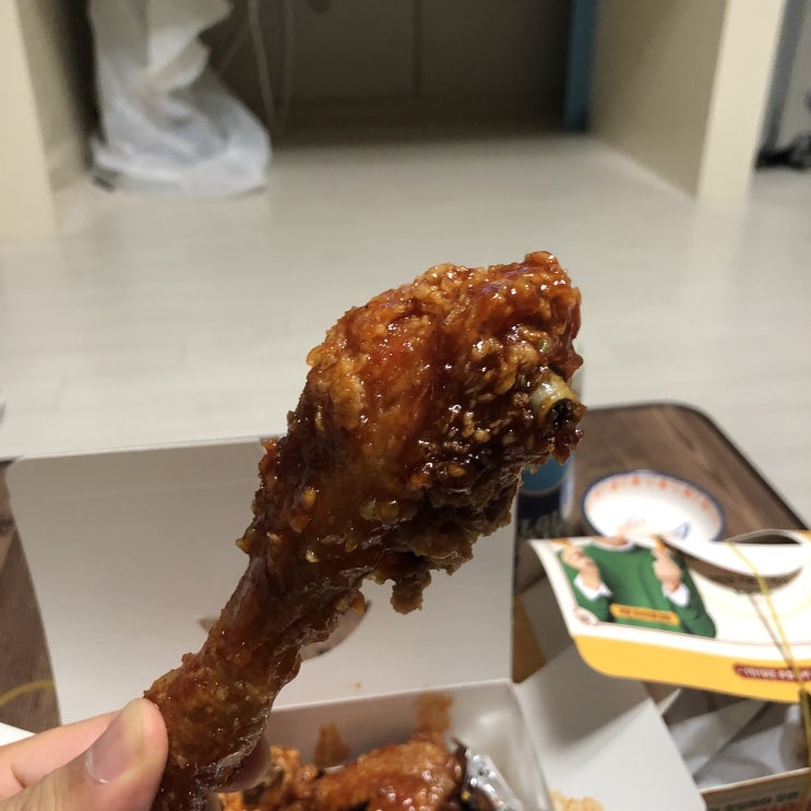  광교 치킨추천_후참(후라이드참잘하는집, 양념반/후라이드반)