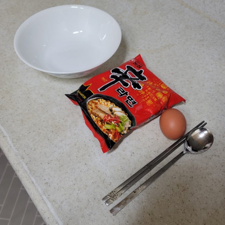  전자레인지_뽀글이 신라면 야식추천