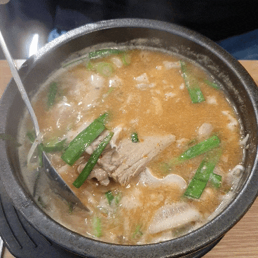 맛있는 국밥을 찾고 있다면 부산 경성대부경대 국밥 맛집 "더짱터"