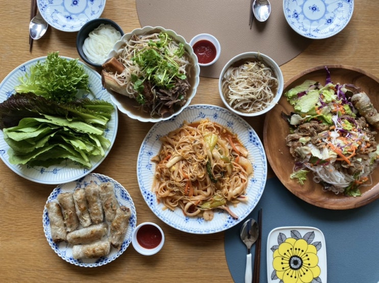  왕갈비 쌀국수와 짜조가 맛있는 강남구청역점 포인비에트