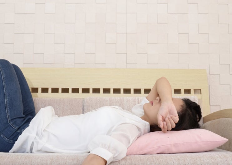  눈물샘 부음 발생한다면 이유는?