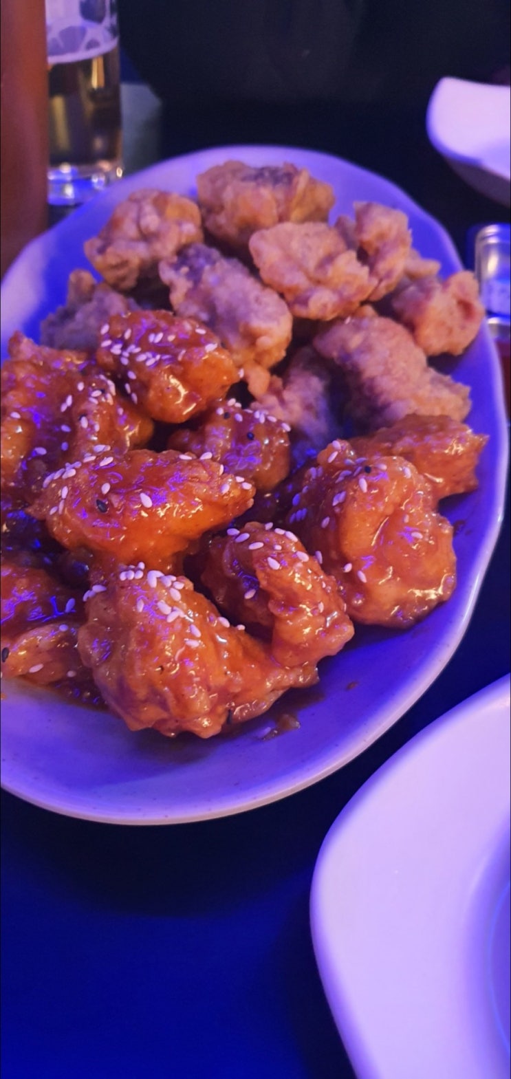  오늘은 치킨의날입니다