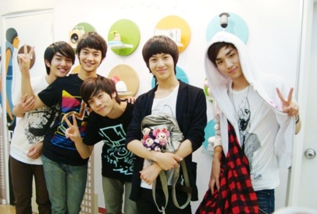 샤이니 누너예 누나랑 13년만에 결혼 샤이니 누너예 누나랑 13년만에 결혼