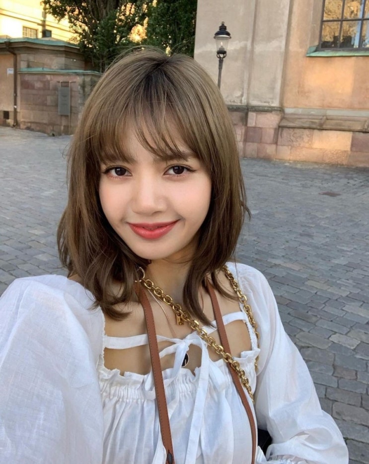 중단발 레이어드컷 헤어스타일 모아봤어요 중단발 레이어드컷 헤어스타일 모아봤어요