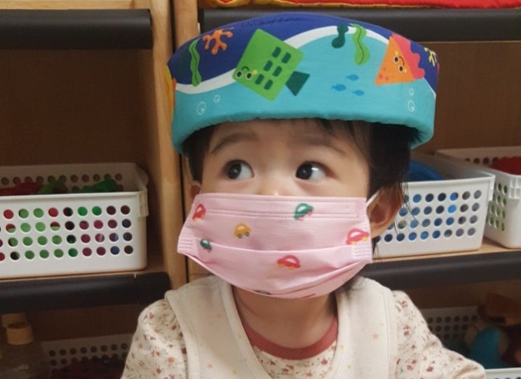  로아 어린이집 일상 - 모자놀이