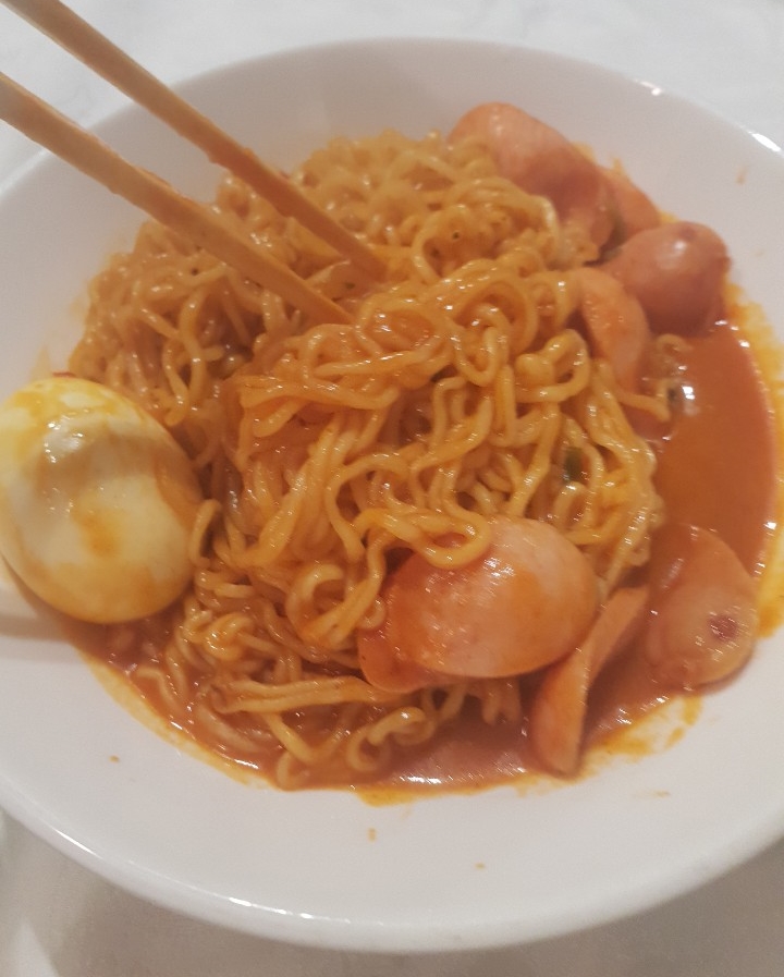  가리비 소시지 볶음면 해먹었어요~