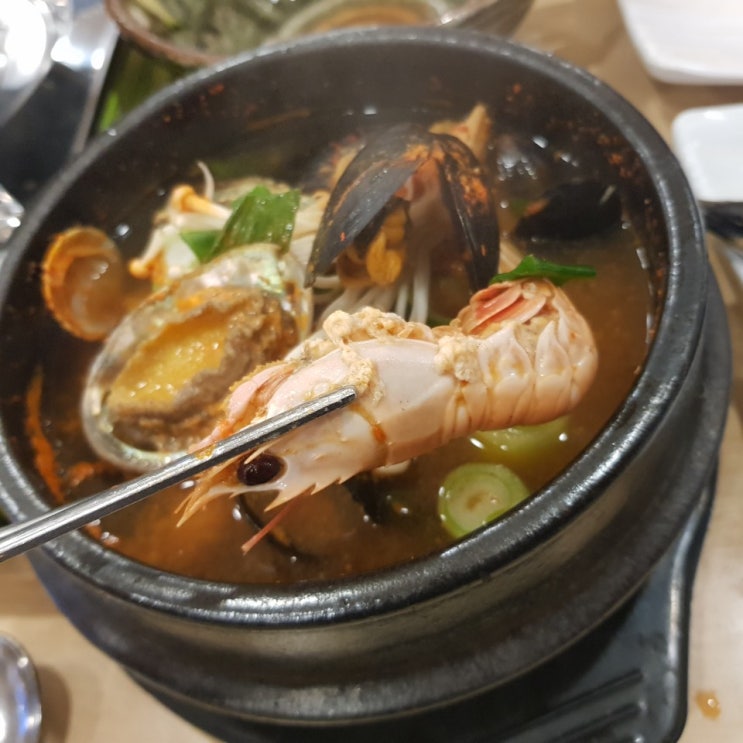  구수한 뚝배기 제주 산방산 맛집 신옛촌 본점