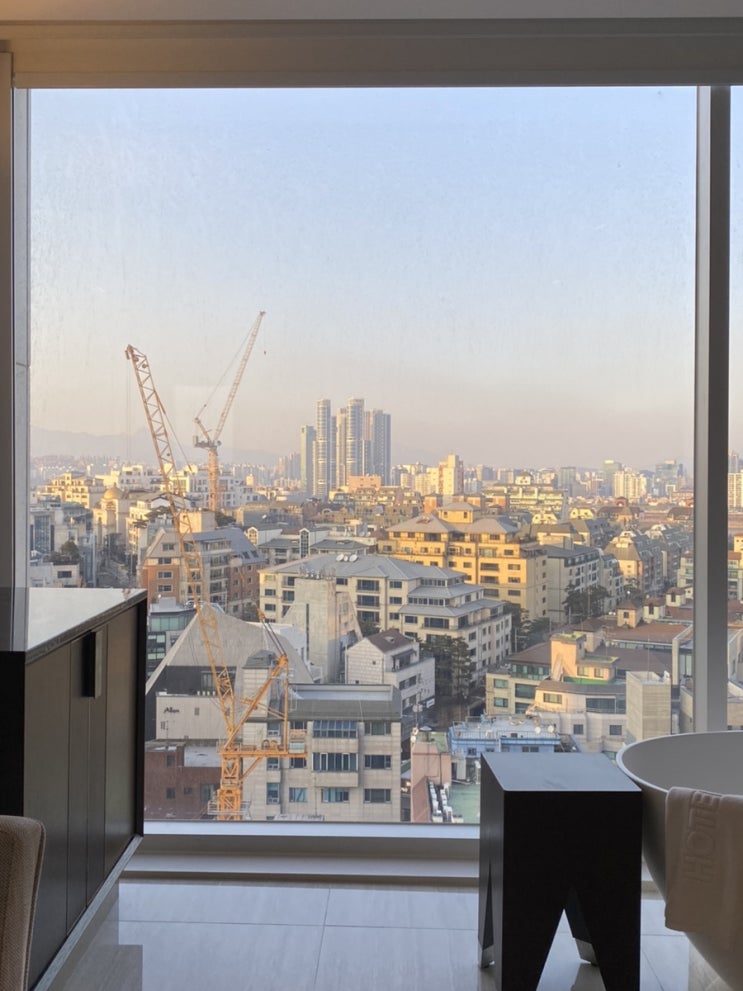  [ 강남호텔엔트라 ] _ 코로나피해서 호캉스 '프리미어더블후기'