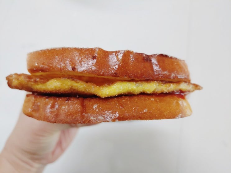  아침은 백종원 토스트 냠~