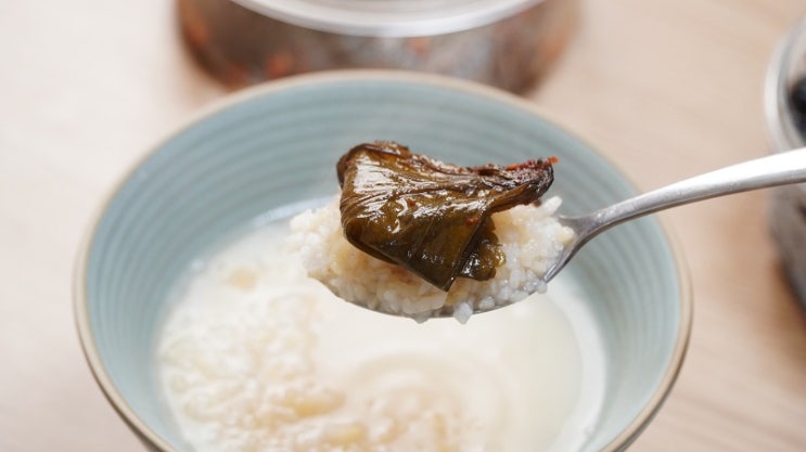  간단한 아침 메뉴 쌀쌀맛 누룽지로 누룽지탕 끓이는 법과 칼로리는?