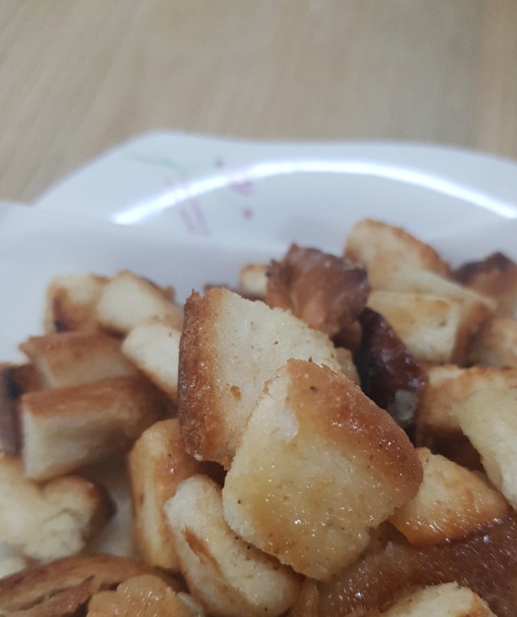  <오늘의 간식> 달콤 바삭 식빵 팝콘과 샌드위치