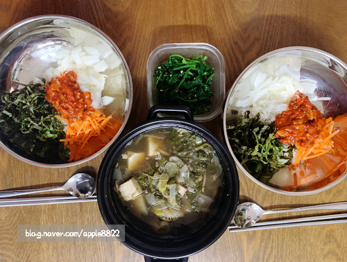  바다향 가득한 멍게비빔밥, 멍게젓갈로 간단하게 만들어 먹어요