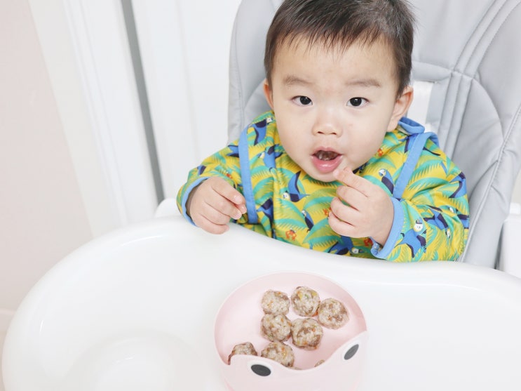 밥 안먹는 아이를 위한 아기주먹밥 만들기