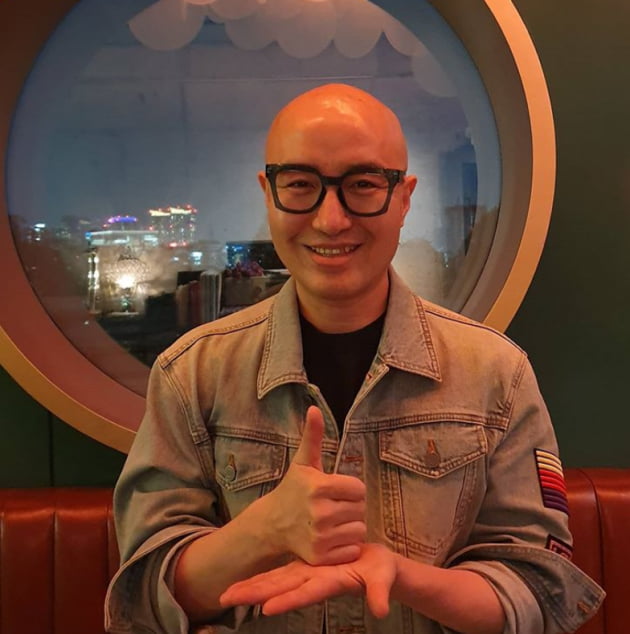  홍석천 나이 성폭행 식당 폐업 조카 입양 딸 누나 이혼 결혼 고향 자녀 가족