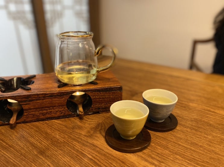  봉은사역 석가명차 서울점 오운산고차 보이차, 부모님 명절 선물, 예쁜 찻잔과 다기