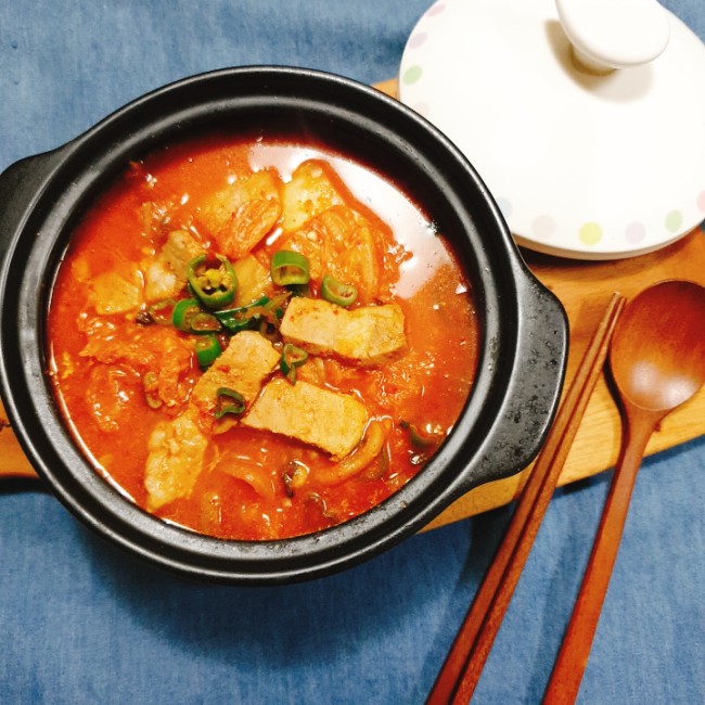  백종원 돼지고기 김치찌개 끓이는법