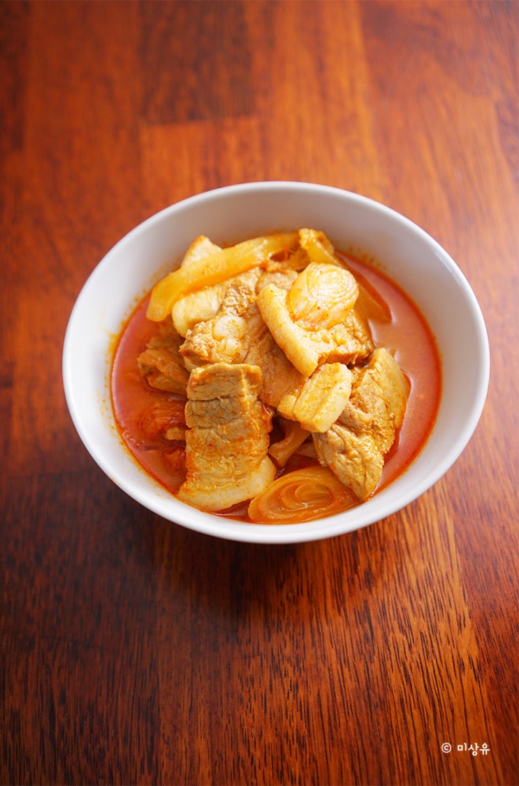  진한 국물의 삼겹살 김치찌개 만들기