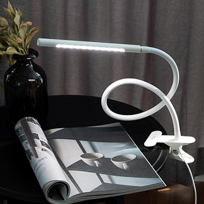 선택고민 해결 오아 클립 LED 학습용 책상 무선 USB 스탠드 침대 공부 독서등, 화이트(로켓배송) 추천합니다 선택고민 해결 오아 클립 LED 학습용 책상 무선 USB 스탠드 침대 공부 독서등, 화이트(로켓배송) 추천합니다