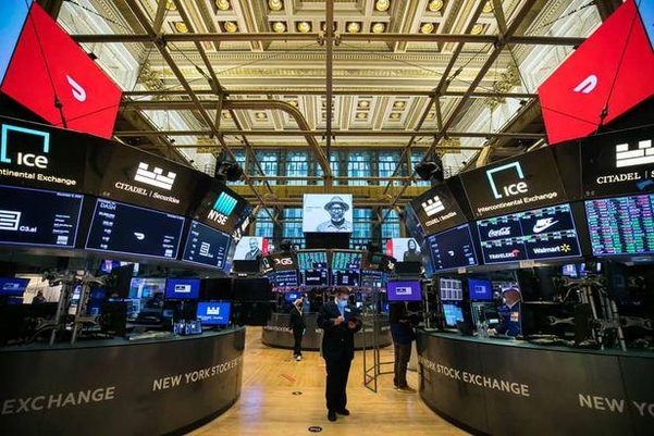 S&P500·나스닥 사상 최고치… 기업 실적·경제 지표 호조 S&P500·나스닥 사상 최고치… 기업 실적·경제 지표 호조