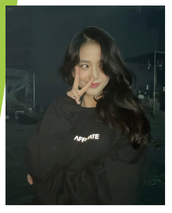  풍성한 웨이브로 여신 미모 갱신한 블랙핑크 지수
