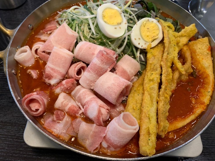  을지로입구역 맛집 즉석떡볶이 전문점 크레이지후라이 무교점