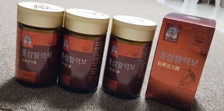  진한 홍삼 엑기스로 최고의 건강을 선물하세요. 품격도 같이 선물 할 수 있습니다. 친지 부모 어르신 선물로 제격입니다. 정관장홍삼활력보
