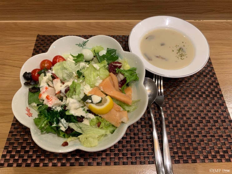  마포 샐러드 맛집 :: 샐러드킹_연어샐러드와 양송이 스프
