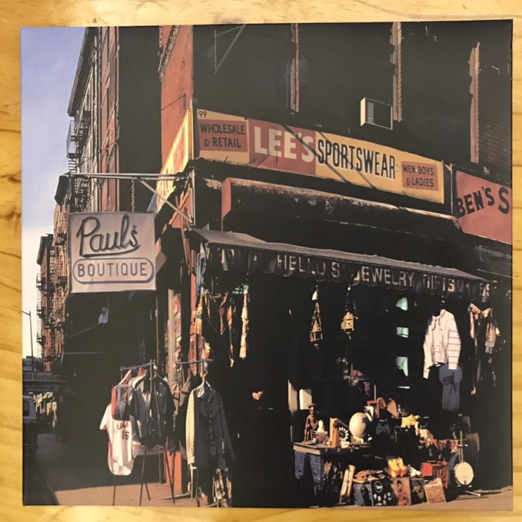  [LP, 엘피] Beastie Boys(비스티 보이즈) – Paul's Boutique (30주년 기념반, 투명 바이올렛 바이닐, 3000장 한정으로 알려짐)