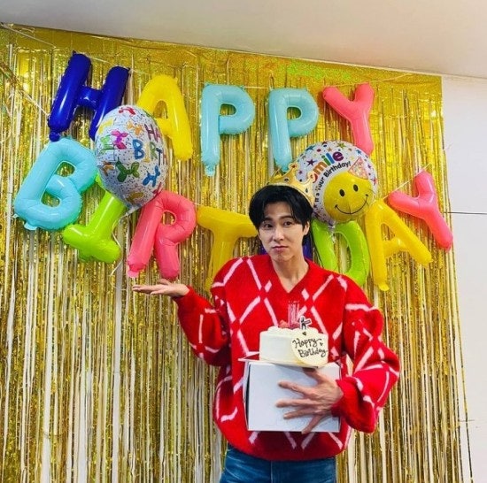 210206 유노윤호 IG - 생일 축하해주신 여러분! 모두 감사드립니다♥ Thank U♥