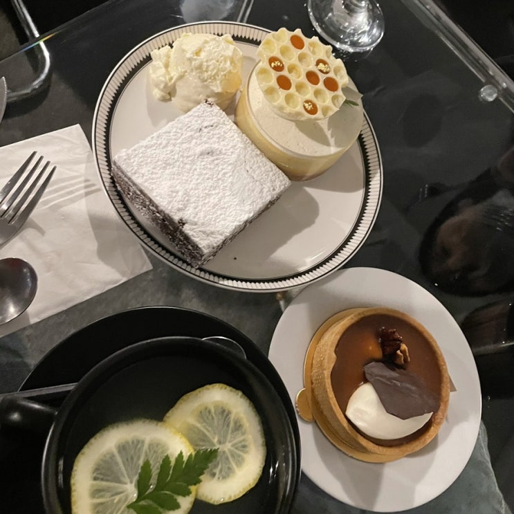  [ 천안 신부동  ] 신부동 hip한 케이크 맛집카페  < 지로스터 >