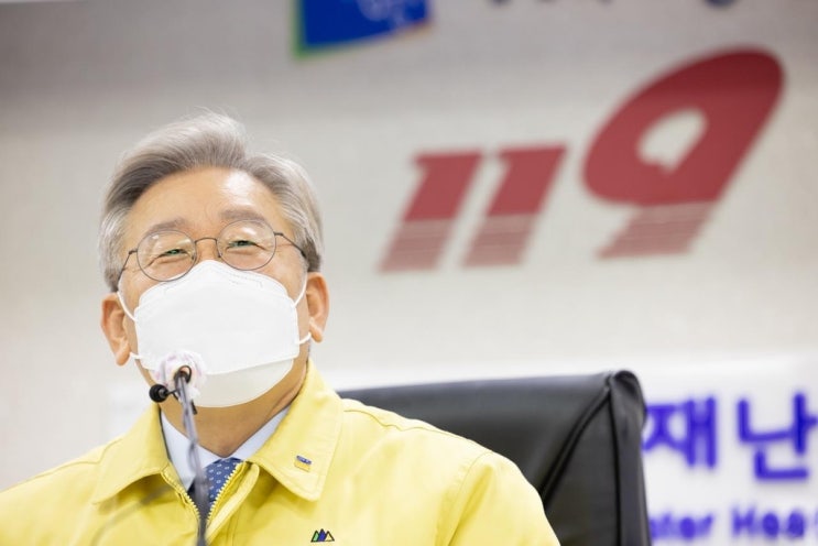 이재명 "내가 포퓰리스트? 부정부패 아닌 복지로 나라 안 망해" 이재명 "내가 포퓰리스트? 부정부패 아닌 복지로 나라 안 망해"
