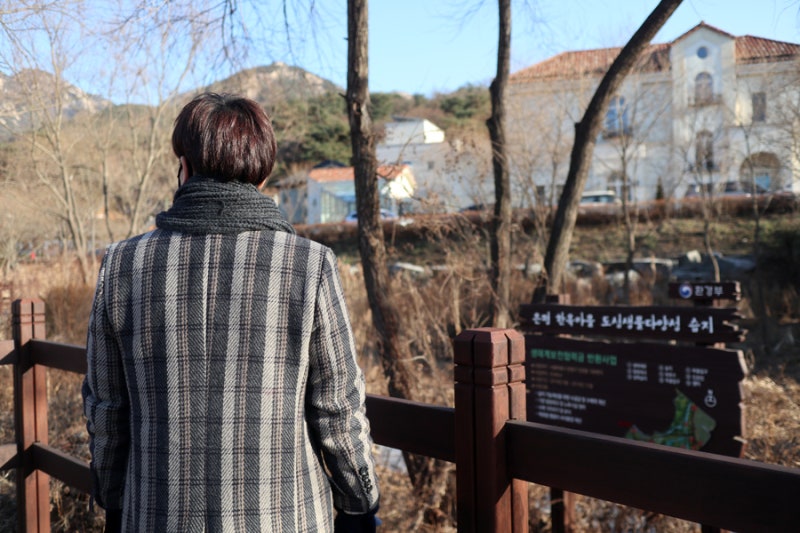 남자 정장 코트 헤링본 체크 더블코트 디자인으로 겨울 코디
