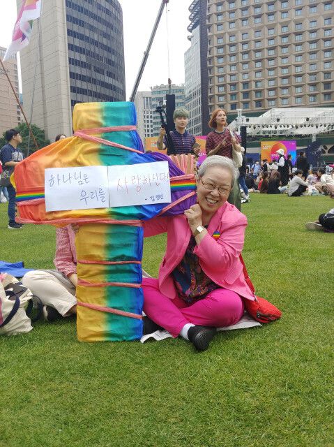 호스피스 대모, 70대 퀴어…나, 스스로 정하고 책임지는 인간 호스피스 대모, 70대 퀴어…나, 스스로 정하고 책임지는 인간