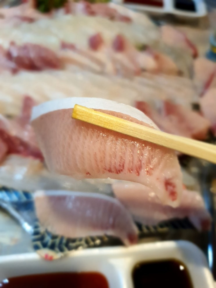  [상도/사철싱싱회]올 겨울 가장 기름진 방어회를 즐길 수 있는 상도 방어회 맛집