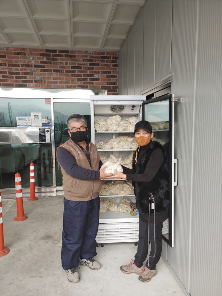 다사랑의료기협동조합 공유냉장고를 통한 가래떡 나눔 다사랑의료기협동조합 공유냉장고를 통한 가래떡 나눔