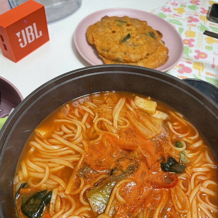  < Daily > 방구석 푸드파이터로 살기