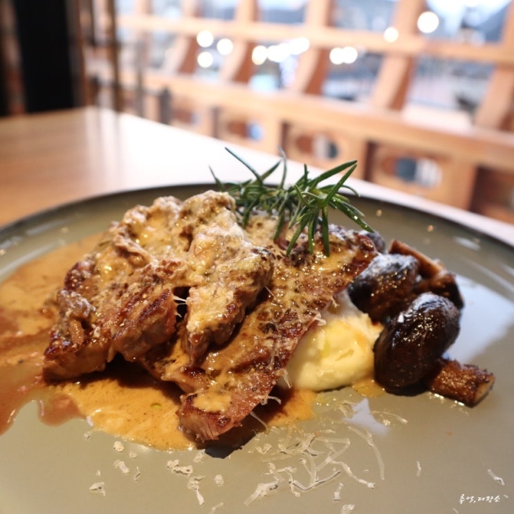  경주 황리단길 맛집 프랑스요리 레스토랑 타베르나