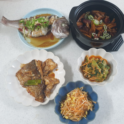  집 밥 메뉴 [참돔 찜, 동파육, 콩나물무침, 얼갈이 무침] 추천해요