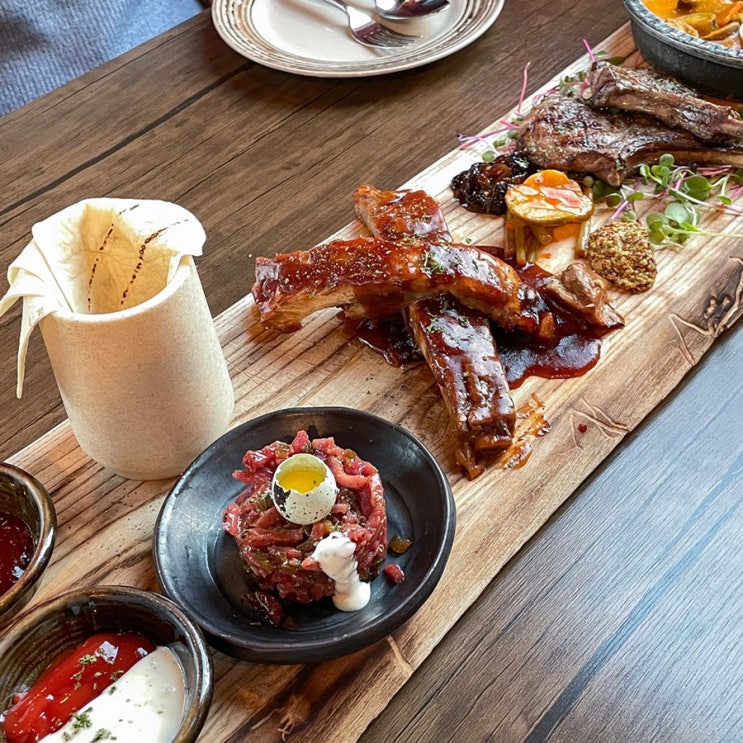  강릉 데이트코스에 딱! 마마타타 / 이색적인 맛과 분위기의 아프리카 음식전문점