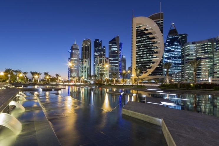 카타르, 코로나 재확산에 출근 인원 80% 규제
