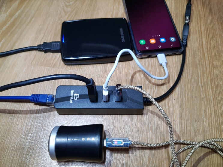 USB멀티포트 얼리봇 USB 3.0 멀티허브로 한방에 연결하자